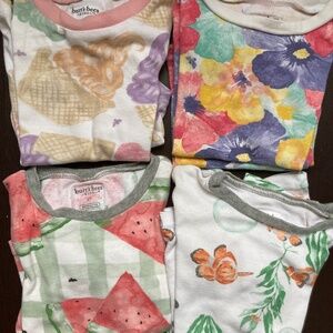 Bundle of 4 Burt’s Bees Short PJs 4T
